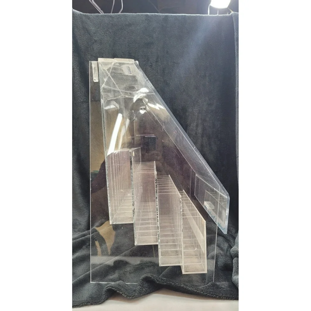 70 Plus New Craft Paintbrushes Mostly Royal‎ Some Loew Cornell comes with Holder